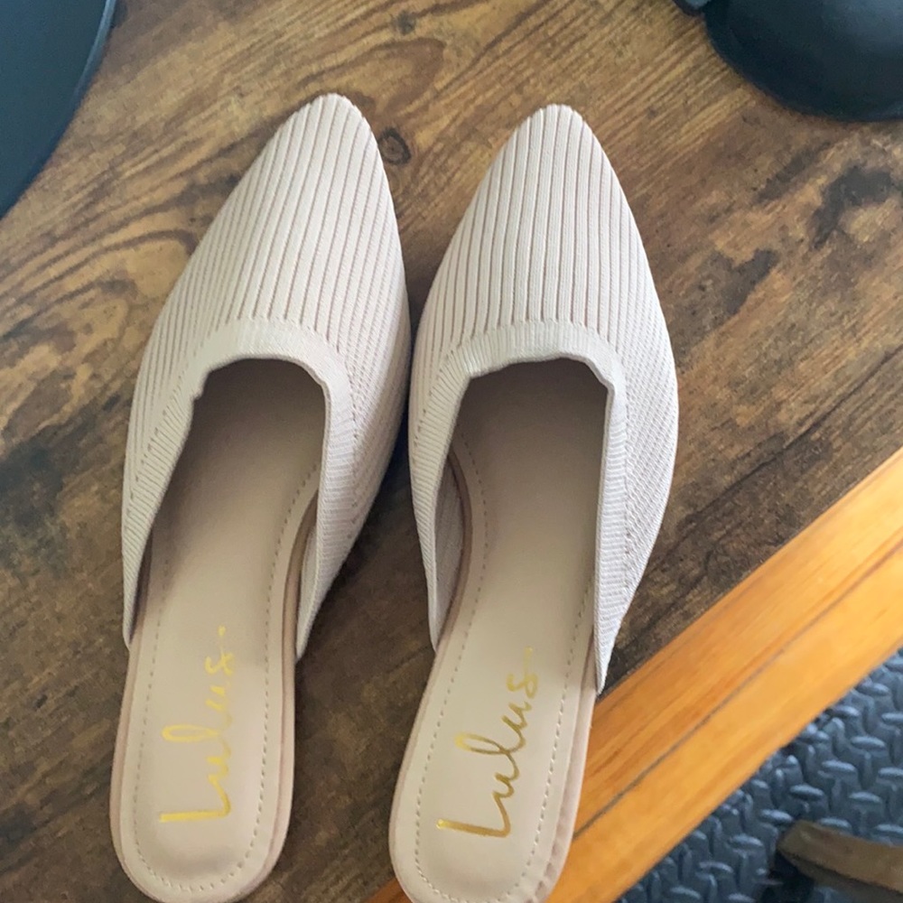 Never been worn Lulus slides - Picture 2 of 2